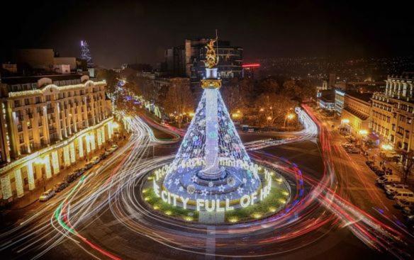 Suliko - Your Cosy Apartment In The Center Tbilisi Bagian luar foto